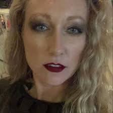 Amanda Hutcheson's Instagram, Twitter & Facebook