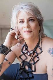 Professor » Helena Lopes da Silva » Escola de Música » Departamento de  Teoria Geral da Música » Somos UFMG