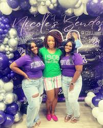 Taylor Nims (@taylor_made_custom_creations) • Instagram photos and videos