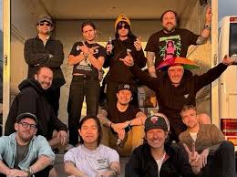 What a way to finish this tour off!! Thank you @rockamringofficial and  thank you to every single one of you who came out to a show