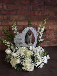 Flowers By Jackson Florist Covington Ky Sympathy Funeral Windchime Flowers Funeral Flowers Flower Arrangements Flower Wreath