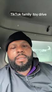 Aaron Easley (@bigeazy032)