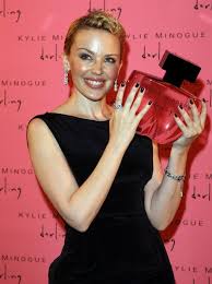 Per questo, kylie minogue italia e bmg… Kylie Minogue Changing Styles Kylie Heart