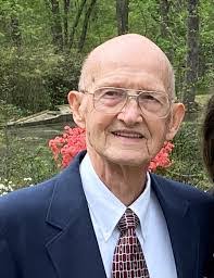 Lynette Robinson's Instagram, Twitter & Facebook