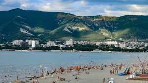 Теплая и солнечная погода в геленджике в мае привлекает первых курортных отдыхающих, в середине месяца открывающих долгожданный сезон на пляжах. Temperatura Vody V Gelendzhike V Chernom More Sejchas
