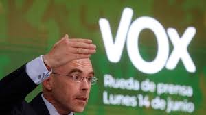 Ofendido porque susana díaz se refiere a vox como los herederos del franquismo, el portavoz de vox en andalucía pide la palabra a la presidenta del parlamento, maría bosquet, de ciudadanos. Vox Dice Que El Ejecutivo Esta En Manos De Independentistas Y Su Remodelacion Demuestra Psicopatia De Sanchez