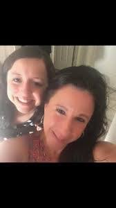 Marisa Perry's Instagram, Twitter & Facebook