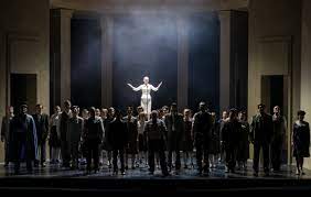 Evita (1996 film), a 1996 american musical drama film based on the 1976 concept album of the same name. Evita Stadttheater Klagenfurt