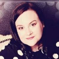 Jeanette Warmate's Instagram, Twitter & Facebook