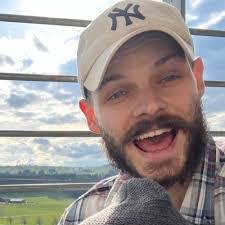 Bryan Hutchings's Instagram, Twitter & Facebook