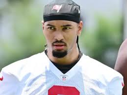 Buccaneers Rookie Details Growing Rapport With Teammate Chris Godwin at  Training Camp