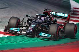 Nowy format debiutuje w formule 1. Rear Damage From F1 Austrian Gp Kerb Cost Hamilton 30 Points Of Downforce