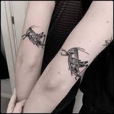 Gears of war locust tattoo. Tattoo Uploaded By Alice Totemica Black Locust Grasshopper Insect Entomology Tattoo Blackworkers Lagtattoos Tunguska Totemica 447072 Tattoodo