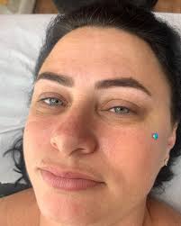 Carla Stein Sobrancelhas e Curso