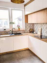 cuisine avec credence blanche et bois kitchen design small kitchen inspiration design modern kitchen design