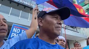 WATCH: DOTr Secretary Vince Dizon assures protesting members of transport  group PISTON that unconsolidated jeepney operators and drivers will be  allowed to ply their routes again., But he asks for ...