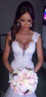 Pin On Wedding Dresses Cleavage
