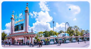 Liseberg is actually one of the city of gothenburg's municipal companies. Wallpaper Panorama Goteborg Fairground Gothenburg Liseberg Rollercoaster N Jesf Lt Fotosondag Fs150607 2048x1126 936024 Hd Wallpapers Wallhere