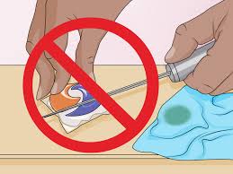 Finally, we note how easy the detergent is to dispense, how much suds it produces, and if it leaves any noticeable residue behind on our test loads. 3 Ways To Use Tide Pods Wikihow