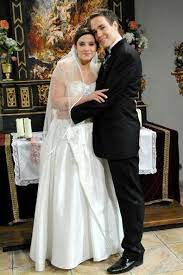 Er hat auch schon für weißblaue geschichten und um himmels willen vor der kamera gestanden. Sturm Der Liebe 2012 13 Kira Xaver Geniessen Frisch Vermahlt Ihr Gluck Mareike Lindenmeyer Jan Van Weyde Sturm Der Liebe Sturm Liebe