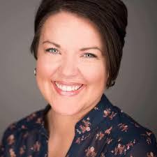 Kimberly Bates's Instagram, Twitter & Facebook