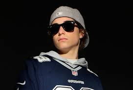 Jan Interview: Early Influences, New Music, & Aspirations