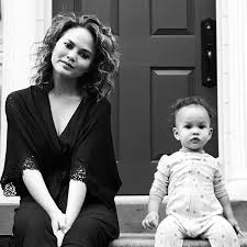 The tree sits in a. We Wish Chrissy Teigen And Luna Were Our Chill Neighbors