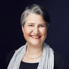 Dr. Esther Mitterbauer