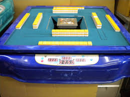 中古全自動麻雀卓｜麻雀用具の専門業者・東京カキヌマ｜最新の全自動麻雀卓から新規開店、アフターサービスまでお気軽にご相談ください。