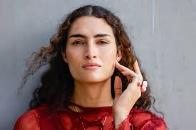 Mina Serrano: por qué Cris Miró marcó su vida, la especial señal que  recibió y la súplica a su madre