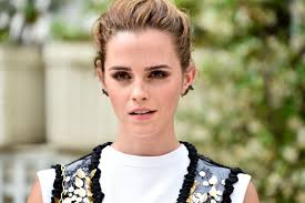 She has gained recognition for her roles in both blockbusters and independent films. Emma Watson Sie Musste Wegen Harry Potter Ruhm Zur Therapie Brigitte De
