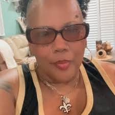 🚨‼️ Trending Chris Brown has just gifted 18-year-old South African singer  Naledi Aphiwe over $100,000 (150 million Naira) after meeting her backstage  at his show at the FNB stadium in Johannesburg. Chris