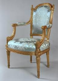 A Fine And Rare Set Comprising Two Armchairs And Two Chairs In Carved And Gilded Wood Gilded Furniture Victorian Chair Armchair