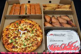 Pizza hut malaysia's offerings differ from those sold in other regions and some products are catered to local tastes. Cheesy 7 Pan Pizza Pizza Hut Review Prischew Dot Com