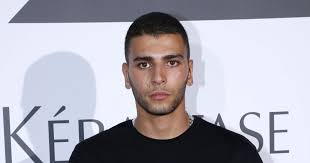 Younes é francês, tem 26 anos e, além de modelo, também é boxeador amador. Younes Bendjima E Um Modelo Argelino E Ex Namorado De Kourtney Kardashian Purepeople