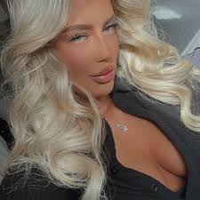 lucy coates♉️ (Iris_Coates@)