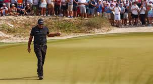 Phil mickelson holds the wanamaker trophy after his stunning victory at kiawah island. Op8ycb4uhruylm