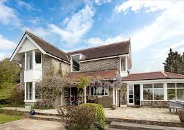 Wales house prices were growing faster than uk annual rate of 7.5% in the year to january 2021. Property For Sale In South Wales Houses For Sale Knight Frank Uk