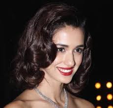 However, it is only recommended for you whose hair is not too curly. 9 Best Indian Hairstyles For Curly Hair Styles At Life