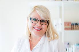 Kosmetologinen Hoitola Hemmotteluhetki Hellman