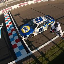 But the reason i want them to change bristol back to how it was is because the way it is now it's a multiple groove track. Chase Elliott Wins Consecutive Gobowling At The Glen Victory In Nascar Cup Series Latest Car News And Auto Shows Discovery