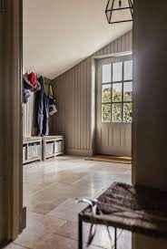 Fiona parke, of johnston parke interiors, designs classic yet contemporary spaces that fit into her 'eclectic country casual' design ethos. Johnston Parke Interiors Georgian Cottage Boot Room Georgian Interiors Room Interior Home