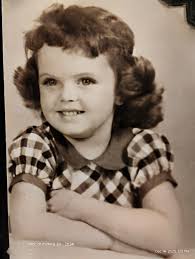 I was talking to my granddaughter about childhood crushes and told her  about Farrah Fawcett and showed famous poster. And she said "it's like a  dirty faucett" .......🤪 lawd