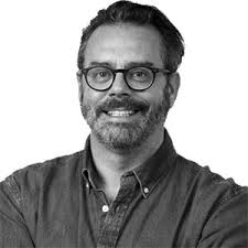 The influencer marketing forecast: Strategies for beauty, fashion and  luxury in 2022