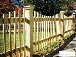 The Sunset Scalloped Wood Picket Fence Pictures Per Foot Pricing Wood Picket Fence Fence Design Picket Fence