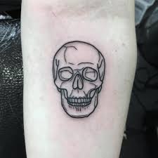 Pin By Joyce Waterson On Tattoo Ideas Tattoos Small Skull Tattoo Rose Tattoos