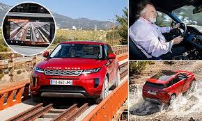 Range Rover S New Evoque Is A 32 000 Luxury Compact Suv With X Ray Vision This Is Money