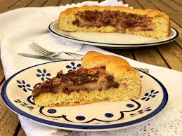 Lavate le pesche, sbucciatele e tagliatele a pezzetti. Torta Morbida Di Pesche Amaretti E Cioccolato Le Ricette Per Gli Amici Del Pozzo Bianco