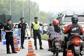 Semakan saman polis trafik, jpj dan aes (check summons online). Kadar Saman Kesalahan Trafik Pdrm Motomalaya Net Berita Dan Ulasan Dunia Kereta Dan Motosikal Dari Malaysia