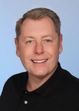 Kirk Dow's Instagram, Twitter & Facebook